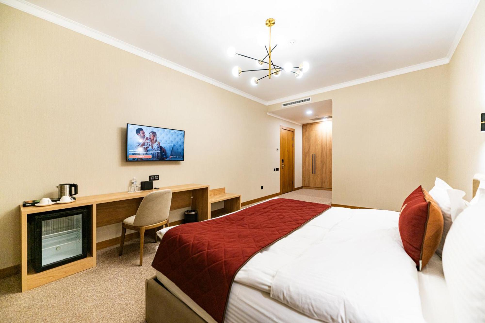 Mardan Hotel Shymkent Exterior foto