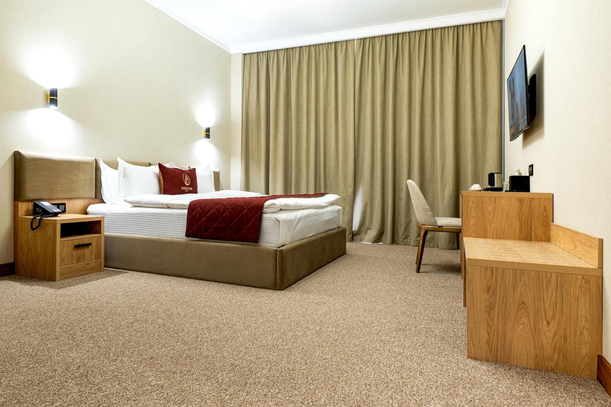 Mardan Hotel Shymkent Exterior foto