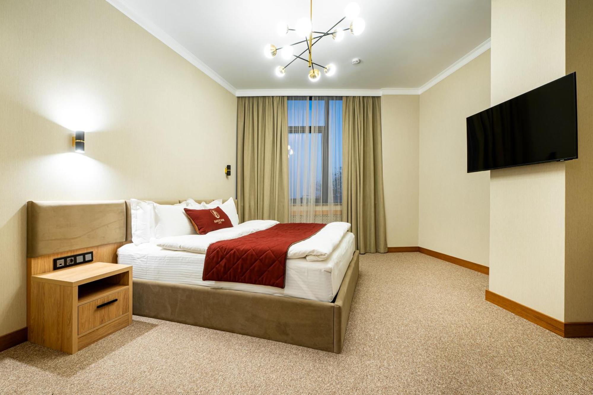Mardan Hotel Shymkent Exterior foto
